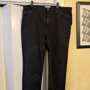 Abercrombie & Fitch The 90’s Straight Ultra High Rise Jeans
